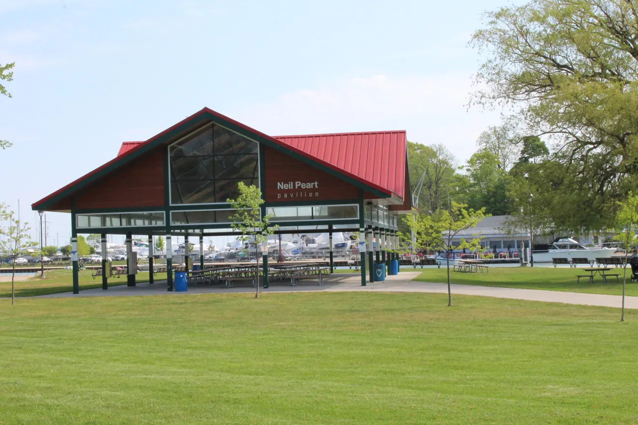 Ground-level view of Lakeside Park